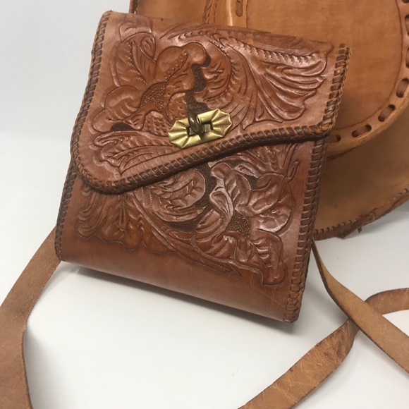 handmade Handbags - Vintage 70s tooled Mexican Western purse/Bag